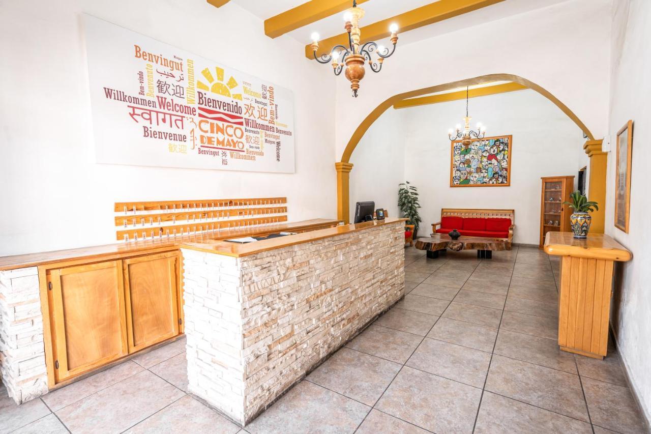 Cinco De Mayo Hotel ケレタロ エクステリア 写真